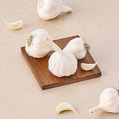 2026/05/10000114_19-fresho-garlic.jpg Garlic (500 Grams)