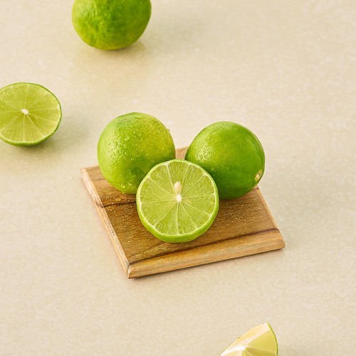 2026/05/10000335_17-fresho-lemon.jpg Lemons (2 Pcs)